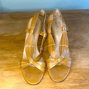 Donald J Pliner Brown Sandals Tavish 8.5B